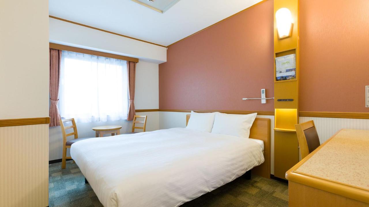 Toyoko Inn Kanazawa-Eki Higashi-Guchi Bagian luar foto
