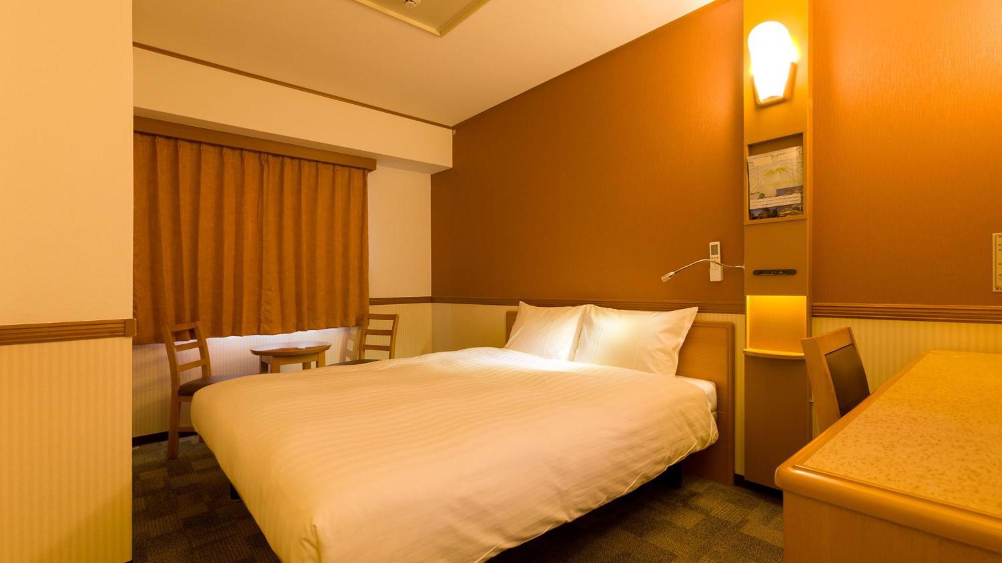 Toyoko Inn Kanazawa-Eki Higashi-Guchi Ruang foto