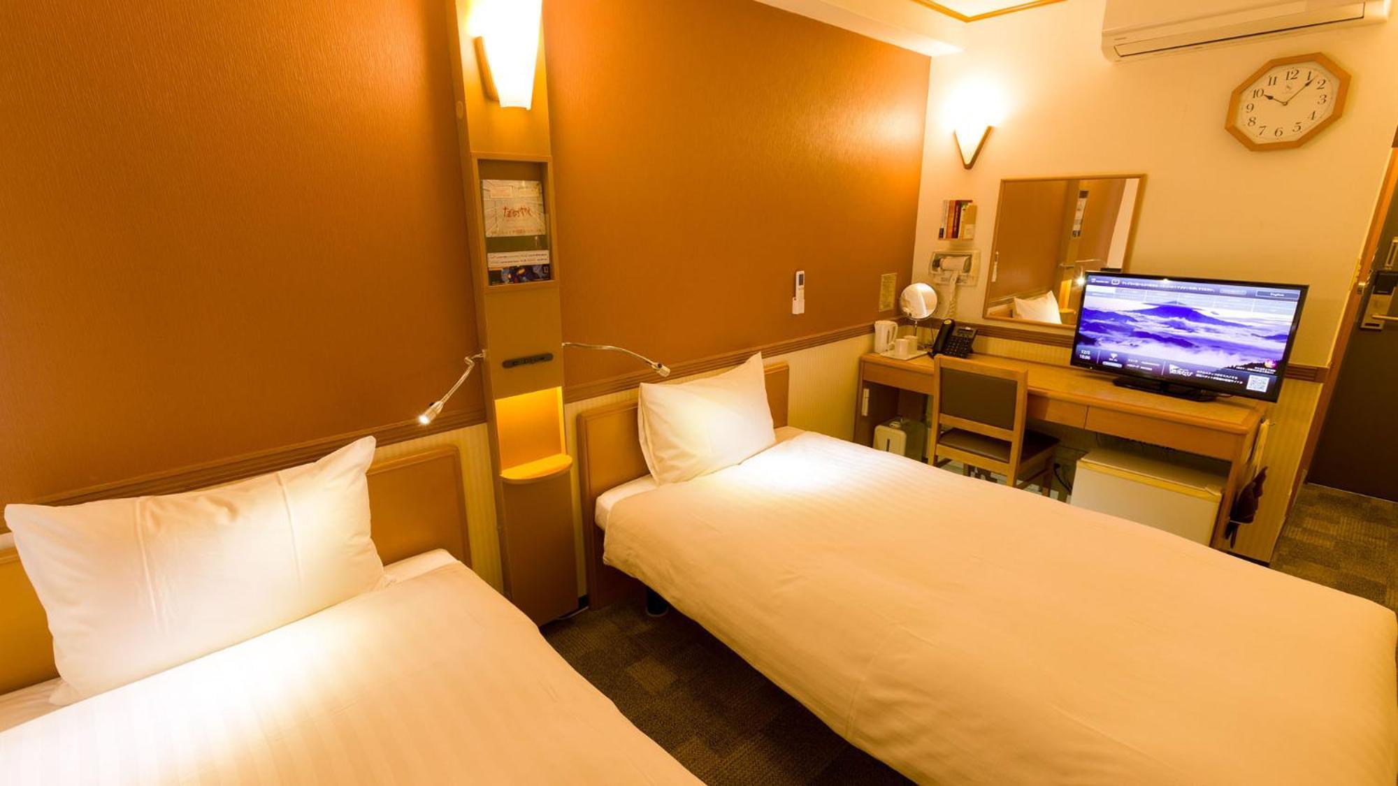 Toyoko Inn Kanazawa-Eki Higashi-Guchi Ruang foto