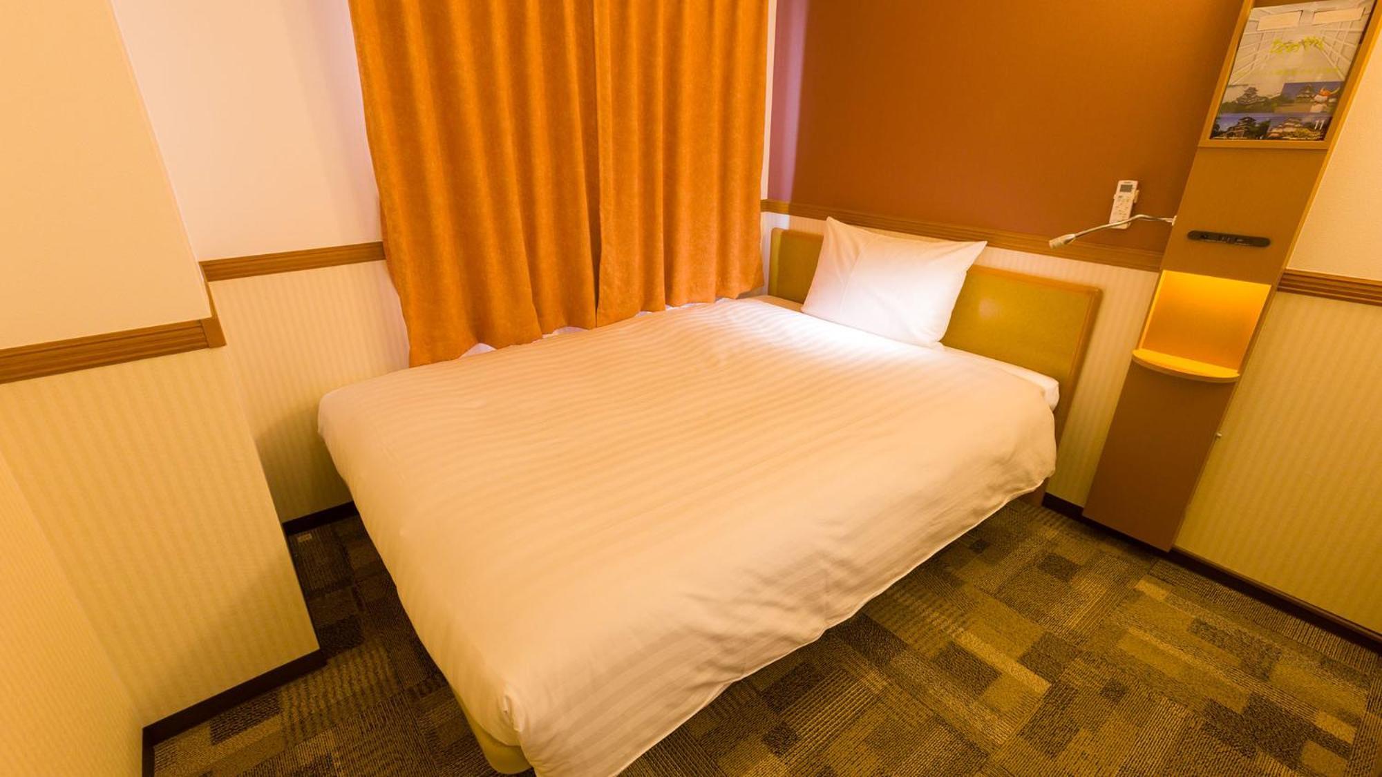 Toyoko Inn Kanazawa-Eki Higashi-Guchi Ruang foto