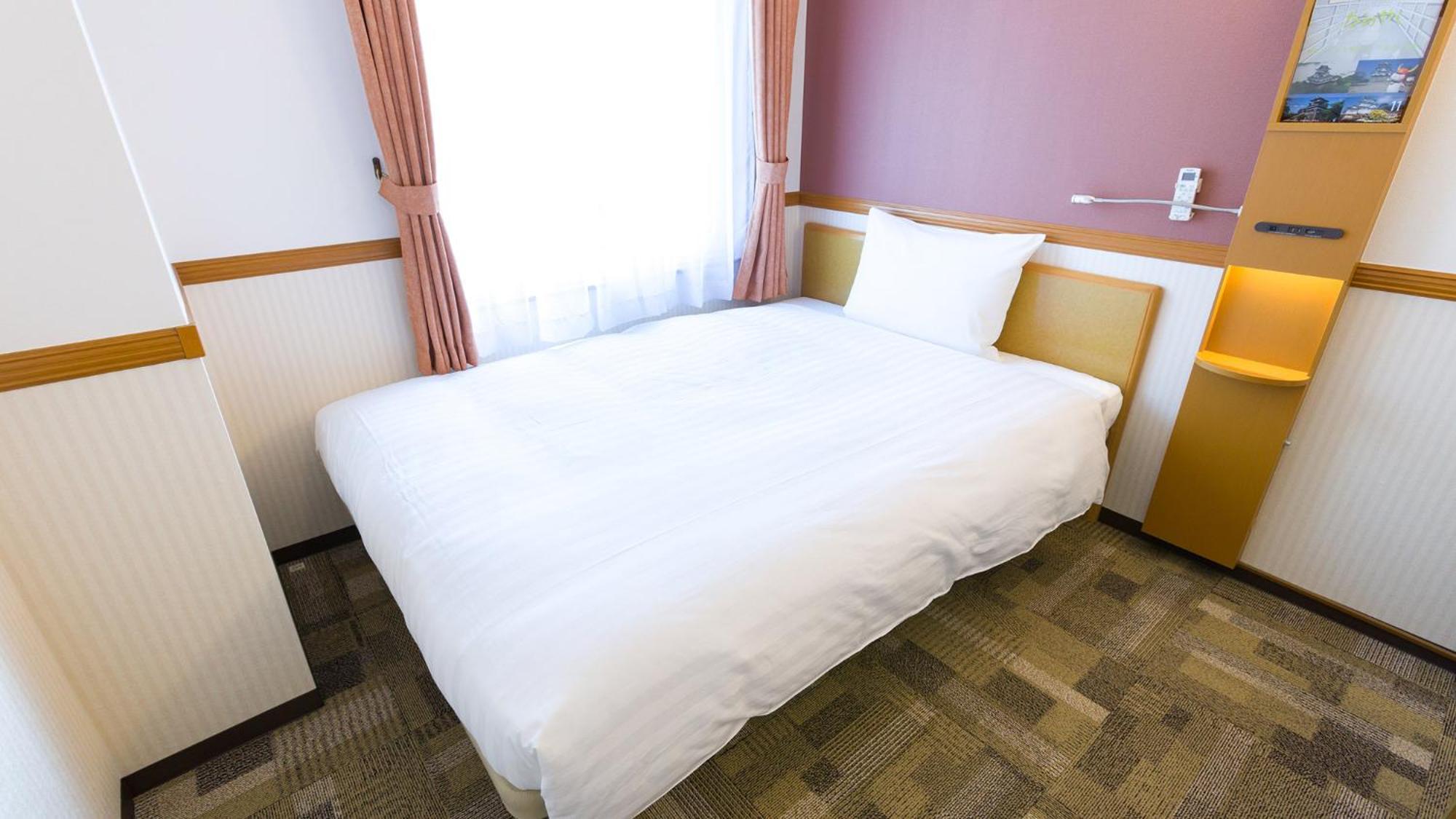 Toyoko Inn Kanazawa-Eki Higashi-Guchi Ruang foto